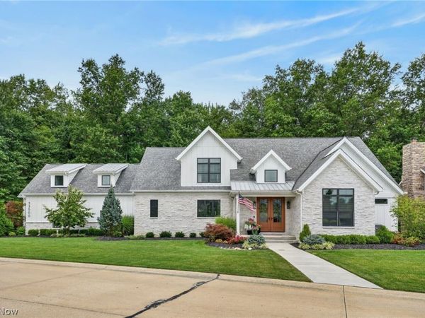 33500 Reserve Way , Avon, OH 44011