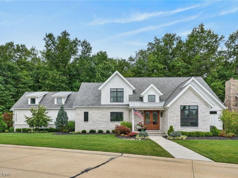 33500 Reserve Way, Avon, OH 44011 Photo 1