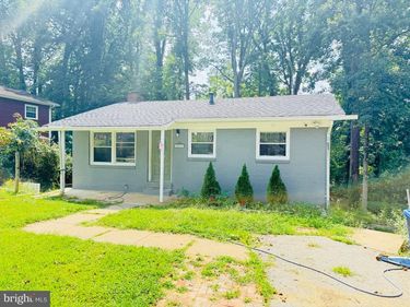19002 RED OAK LANE, TRIANGLE, VA 22172