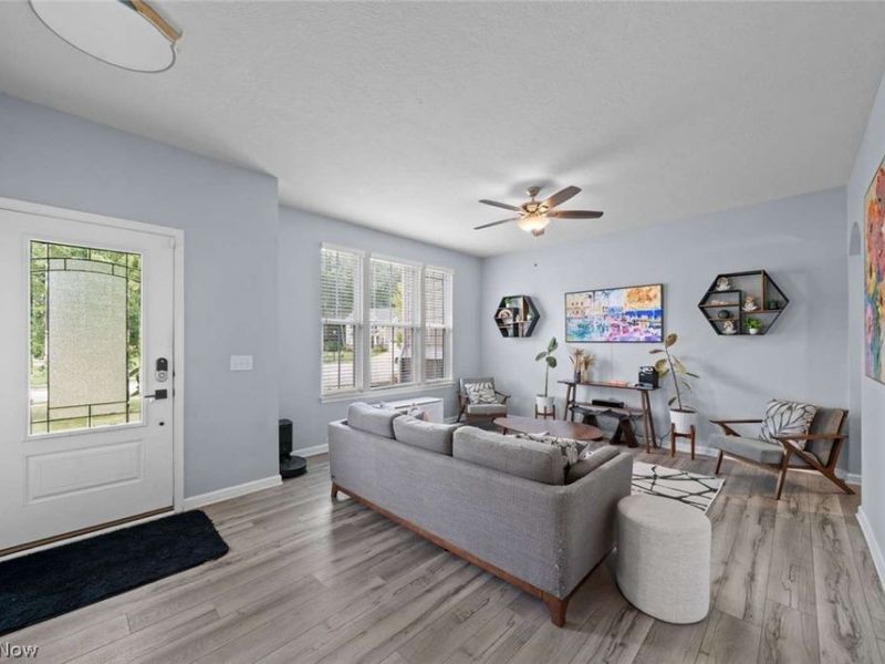 3082 Stonehurst Road, Uniontown, OH 44685 Photo 6
