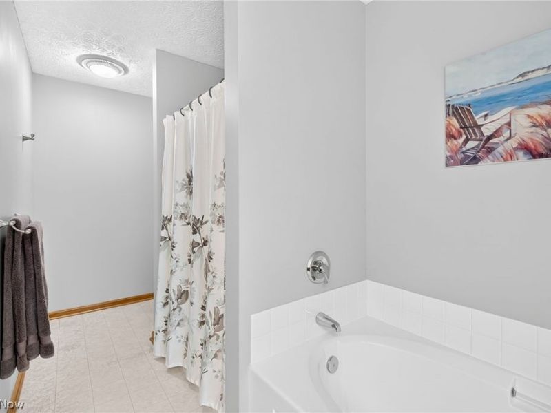 32079 Country Club Drive, Avon Lake, OH 44012 Photo 24