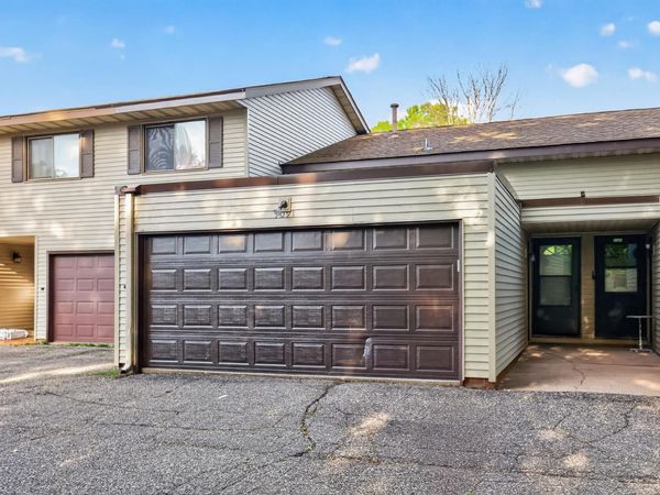 9091 207th Street W, Lakeville, MN 55044