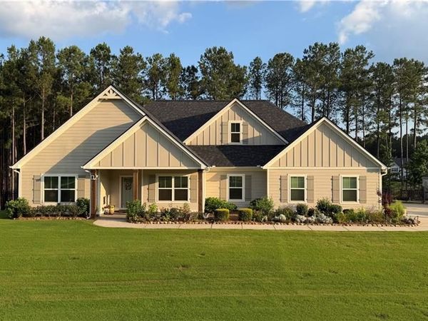 12 Springdale Court , Senoia, GA 30267