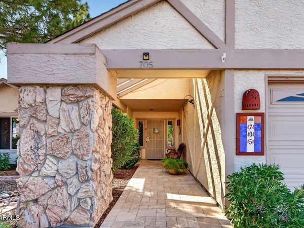705 W Alamo Drive, Chandler, AZ 85225