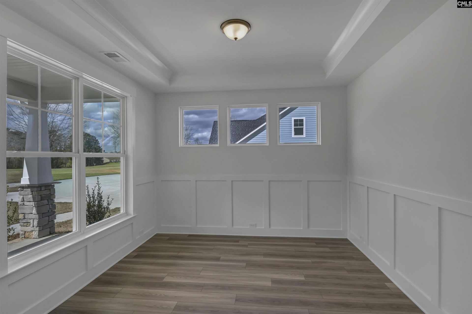 138 Clubside Drive  Photo 16