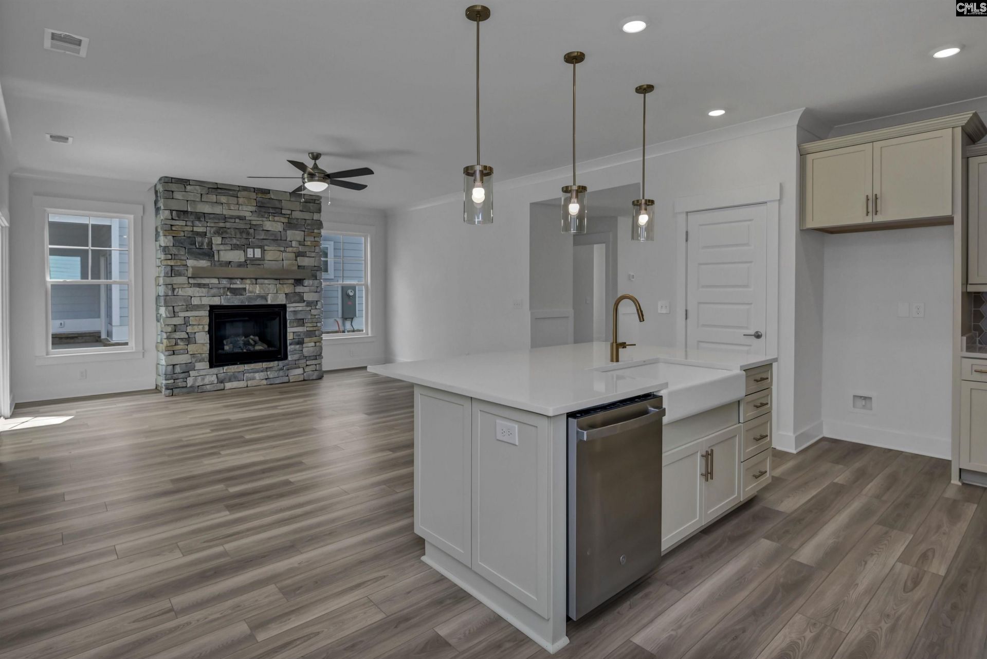 138 Clubside Drive  Photo 32