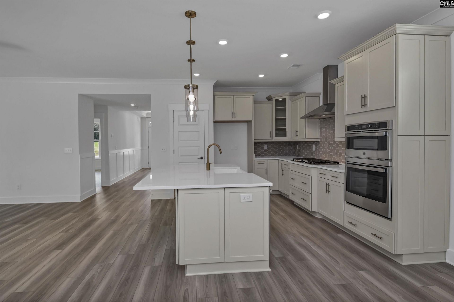 138 Clubside Drive  Photo 33