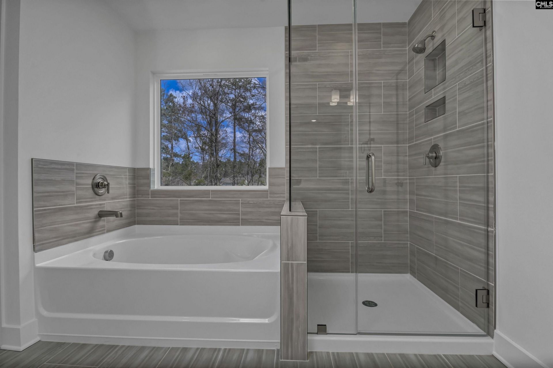 138 Clubside Drive  Photo 37