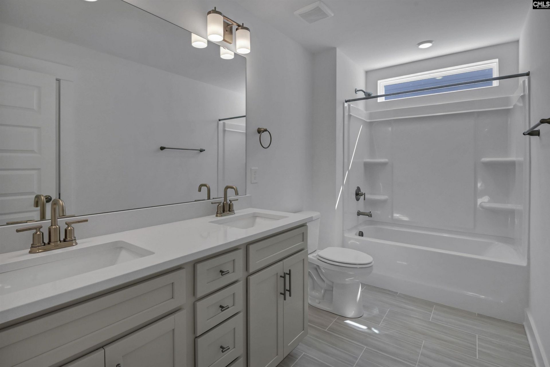 138 Clubside Drive  Photo 40
