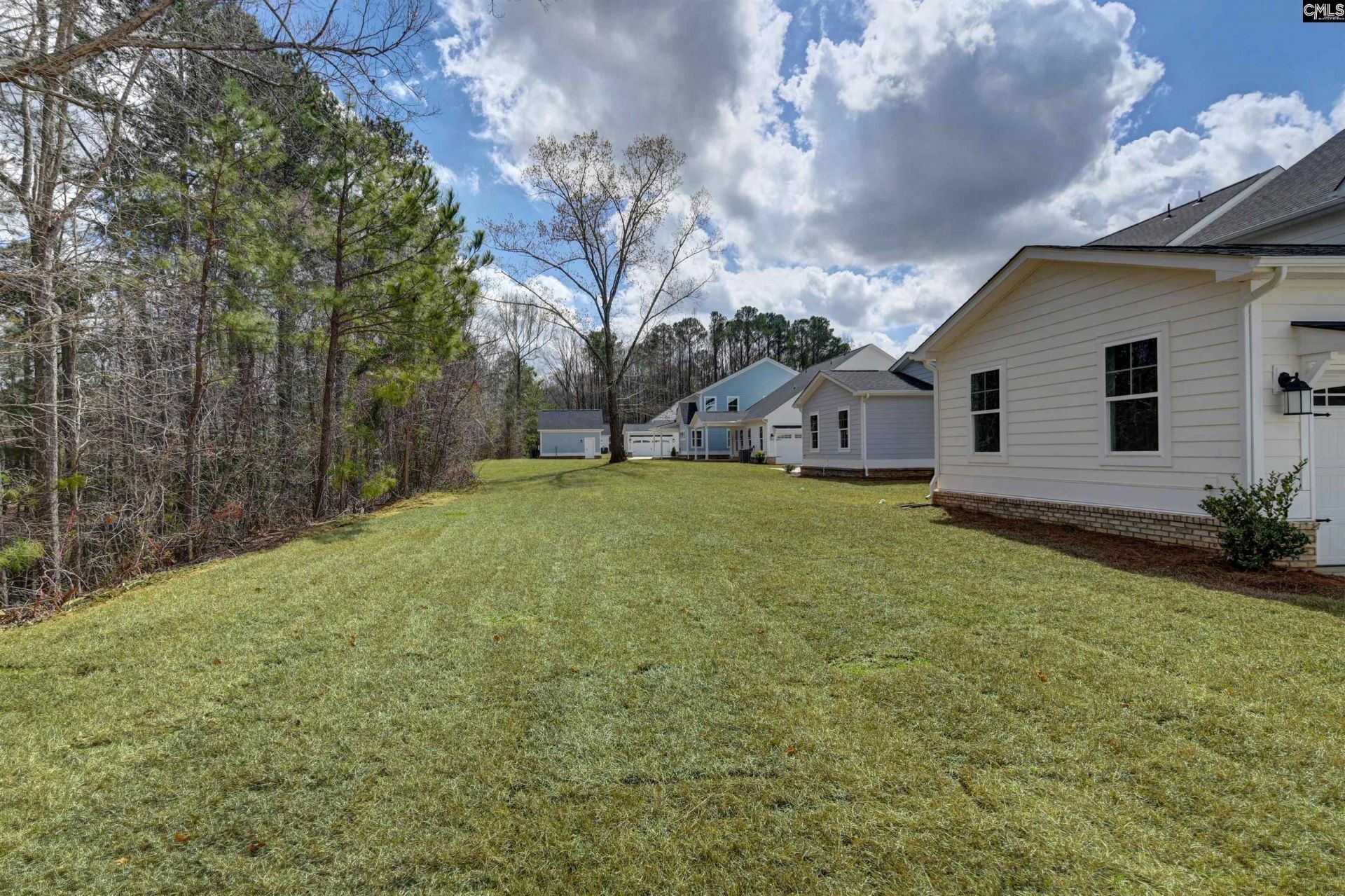 138 Clubside Drive  Photo 6