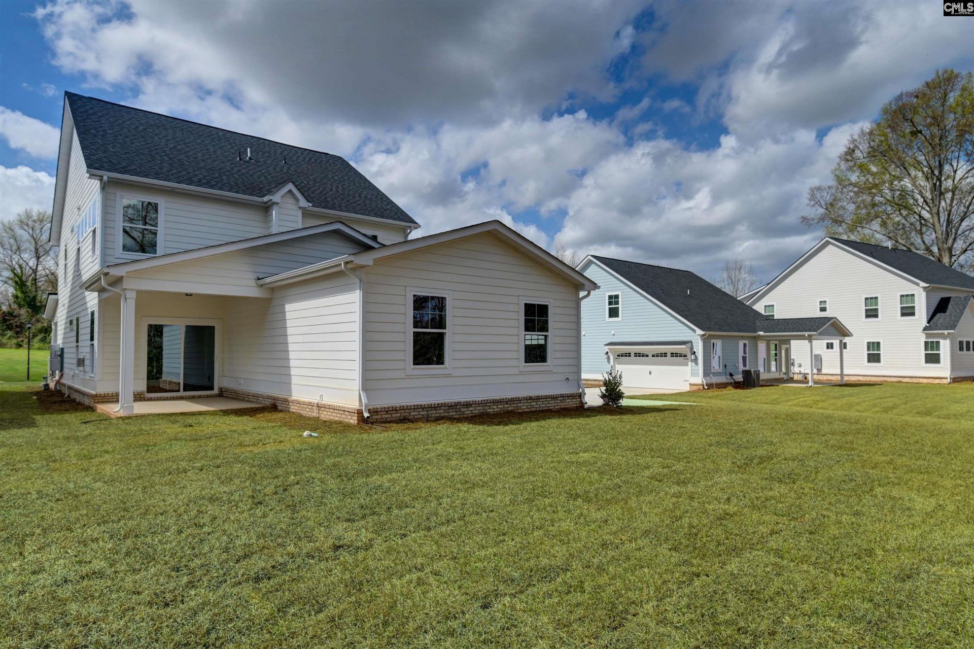 138 Clubside Drive  Photo 8