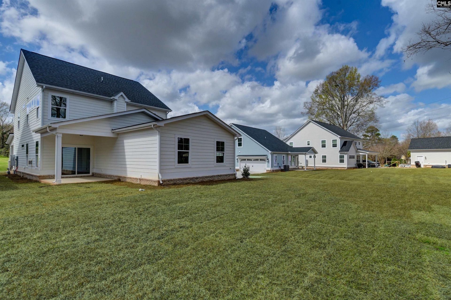 138 Clubside Drive  Photo 9