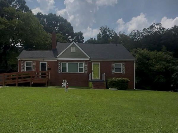 543 Bowman Road , Charlotte, NC 28217