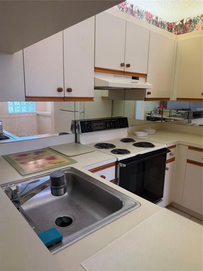 5438 Verona Dr , Unit B, Boynton Beach, FL 33437 Photo