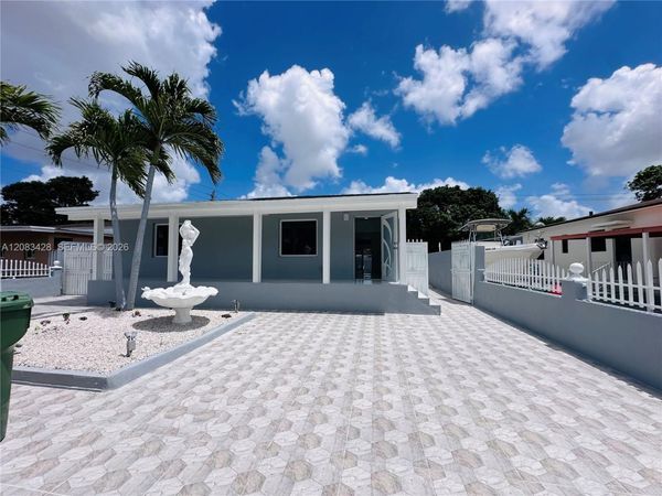 82 E 16th St, Hialeah, FL 33010