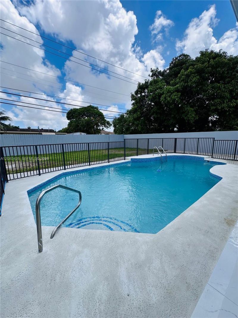 82 E 16th St , Hialeah, FL 33010 Photo