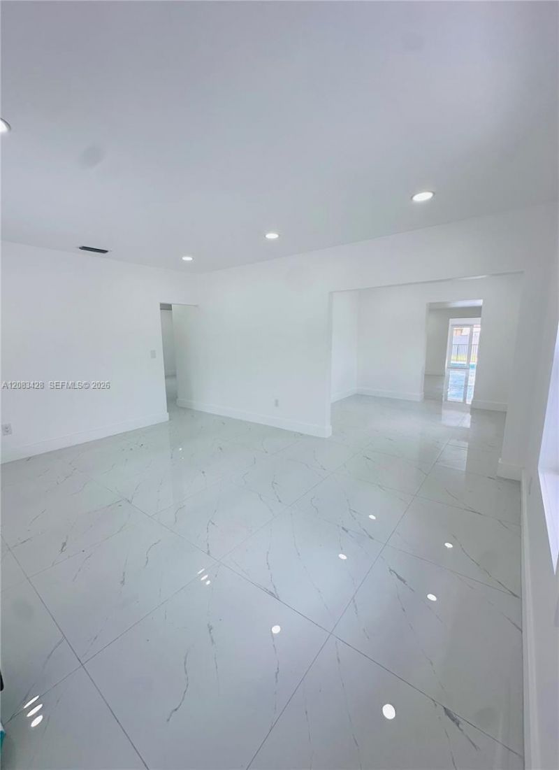 82 E 16th St, Hialeah, FL 33010 Photo