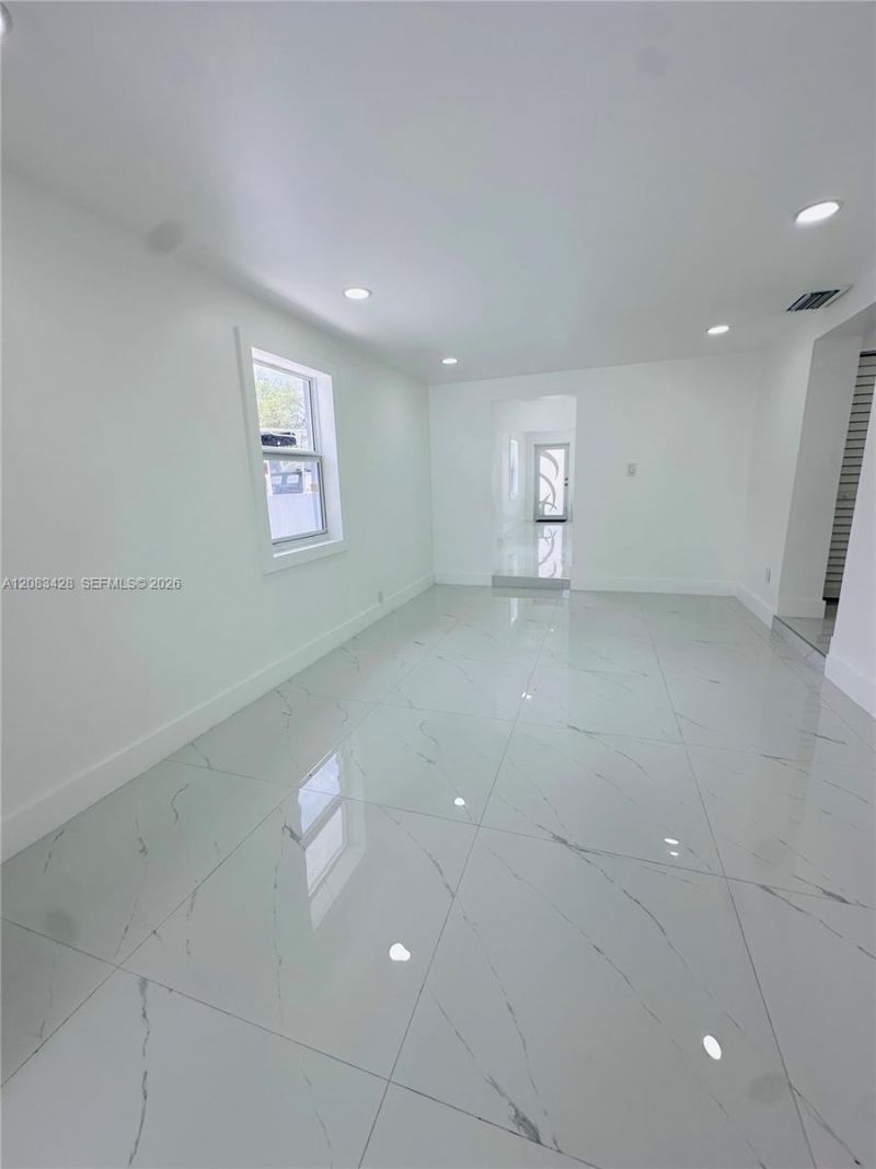 82 E 16th St , Hialeah, FL 33010 Photo