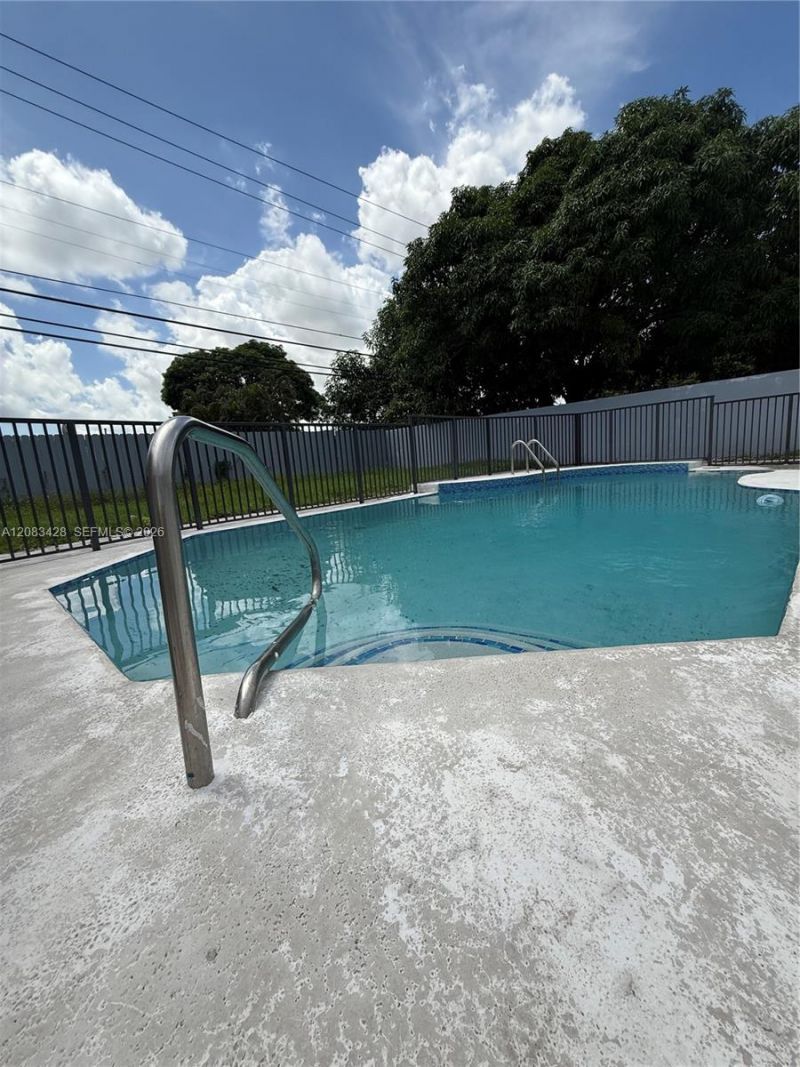 82 E 16th St, Hialeah, FL 33010 Photo