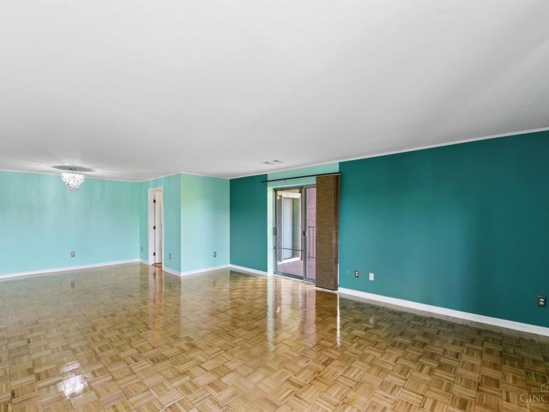 880 Rue De La Paix, Unit A5, Cincinnati, OH 45220 Photo 12