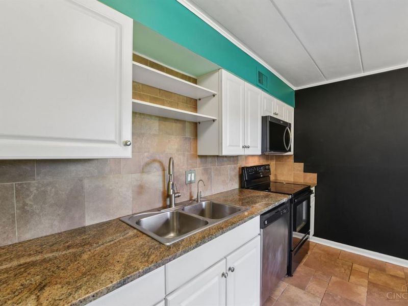 880 Rue De La Paix, Unit A5, Cincinnati, OH 45220 Photo 13