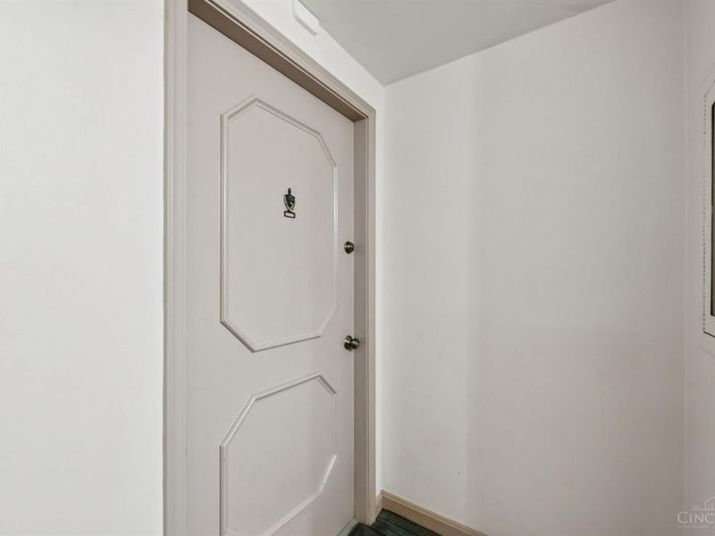 880 Rue De La Paix, Unit A5, Cincinnati, OH 45220 Photo 36