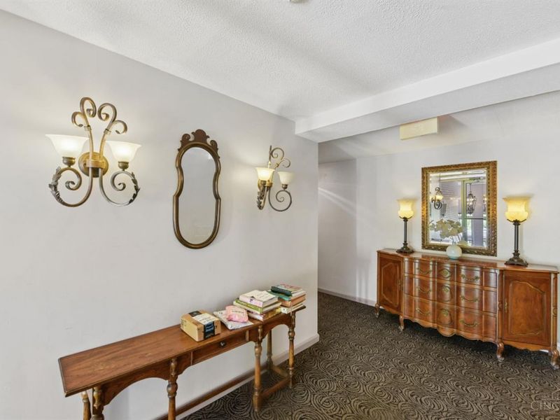 880 Rue De La Paix, Unit A5, Cincinnati, OH 45220 Photo 38