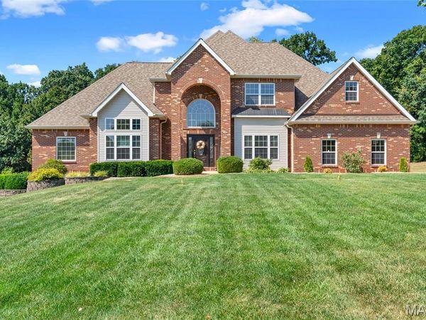 251 Lake Forest Drive, Troy, MO 63379