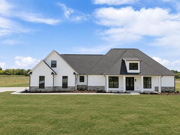 13929 Jackson Road, Krum, TX 76249