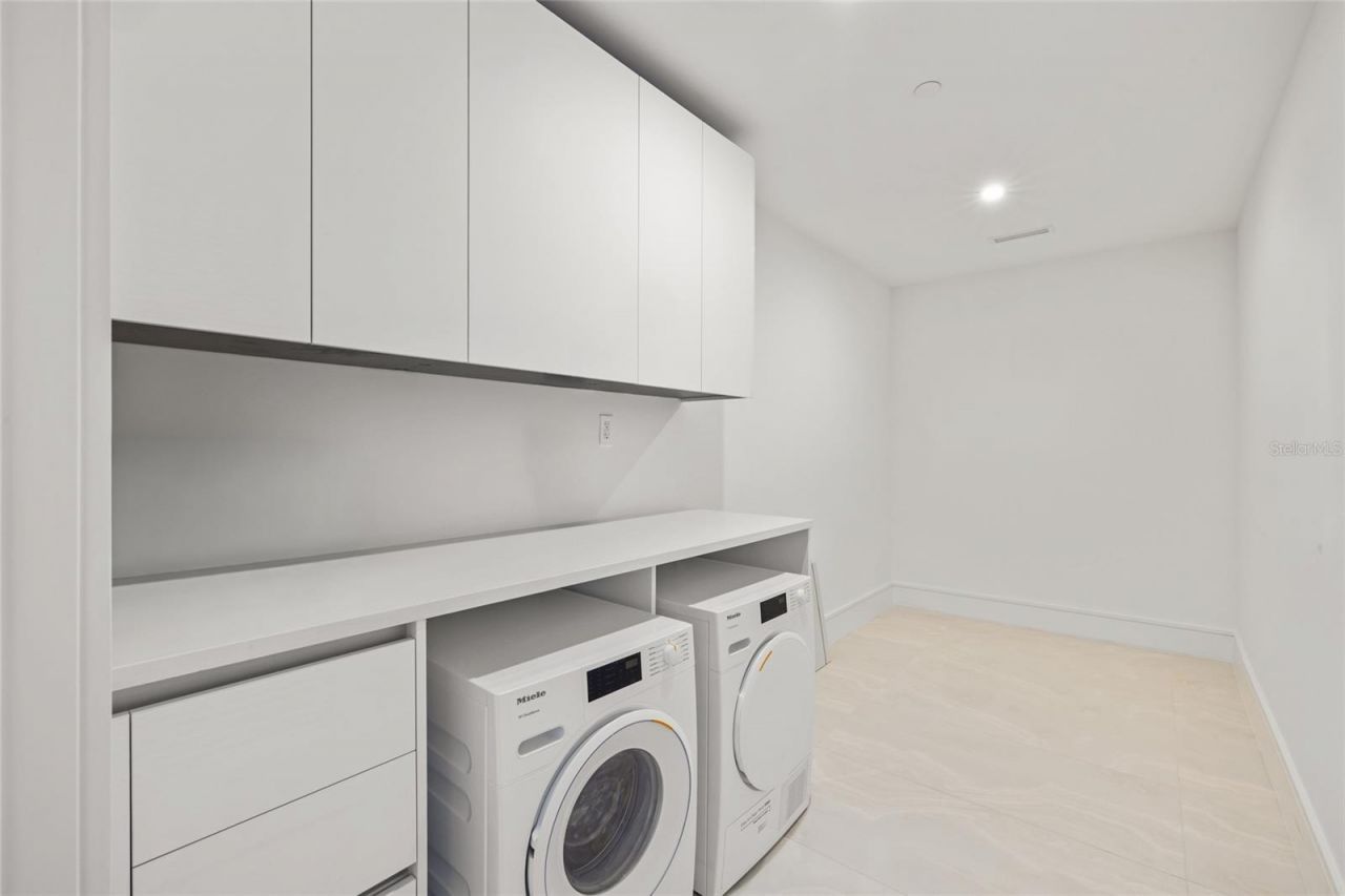 220 Lake Shore Drive, Unit 704, Lake Park, FL 33403 Photo