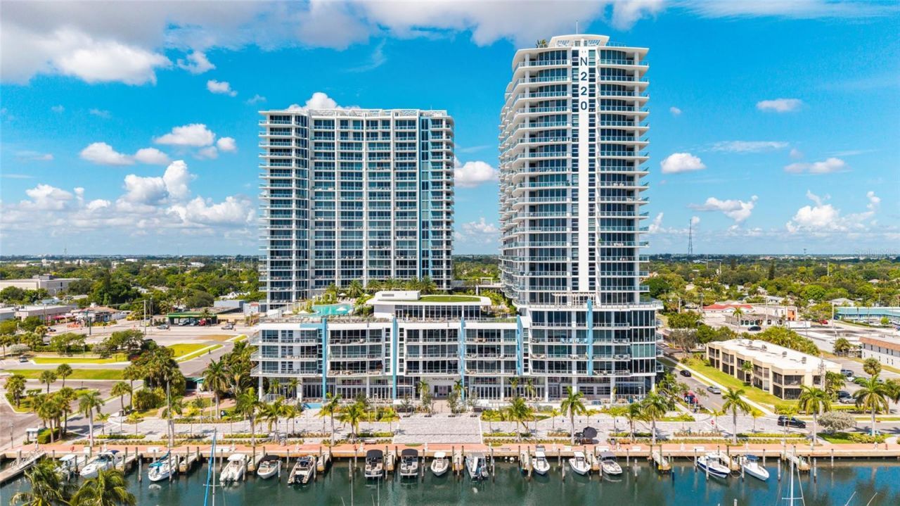 220 Lake Shore Drive, Unit 704, Lake Park, FL 33403 Photo