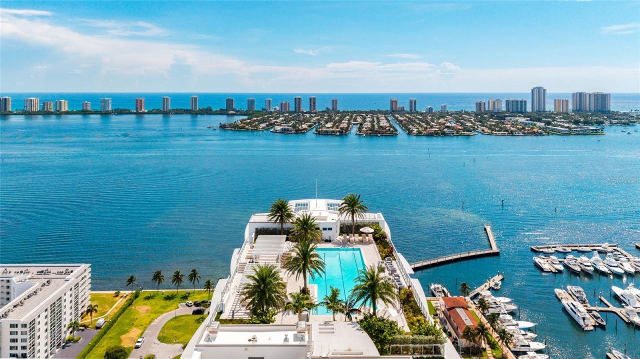 220 Lake Shore Drive, Unit 704, Lake Park, FL 33403 Photo