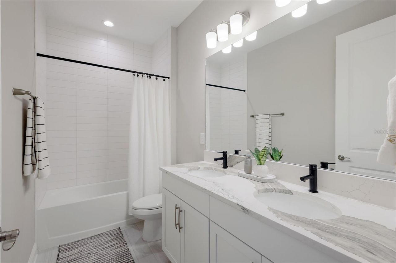 16925 Seraphic Trail , Bradenton, FL 34211 Photo
