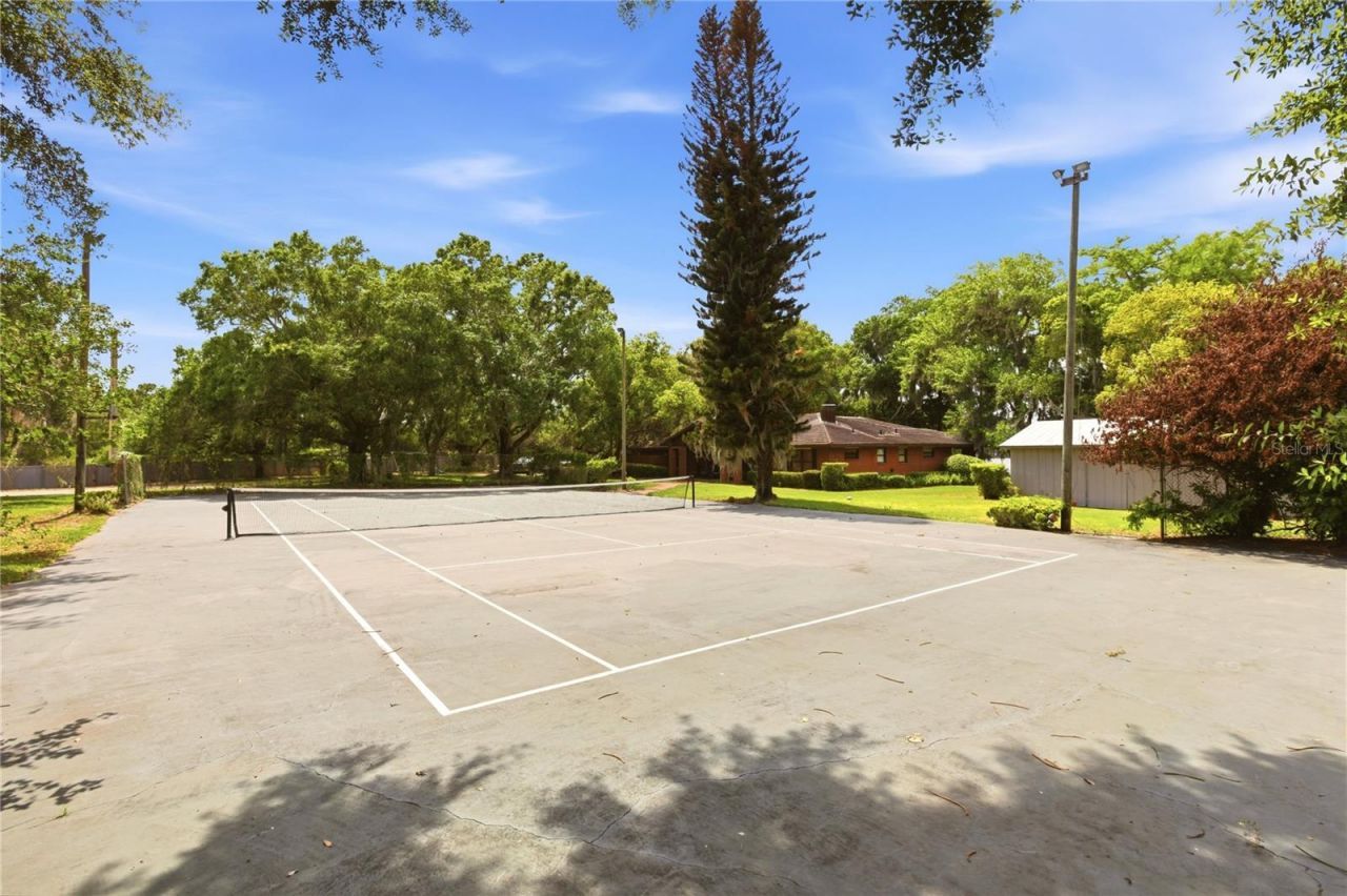 4910 E Lake Drive , Winter Springs, FL 32708 Photo