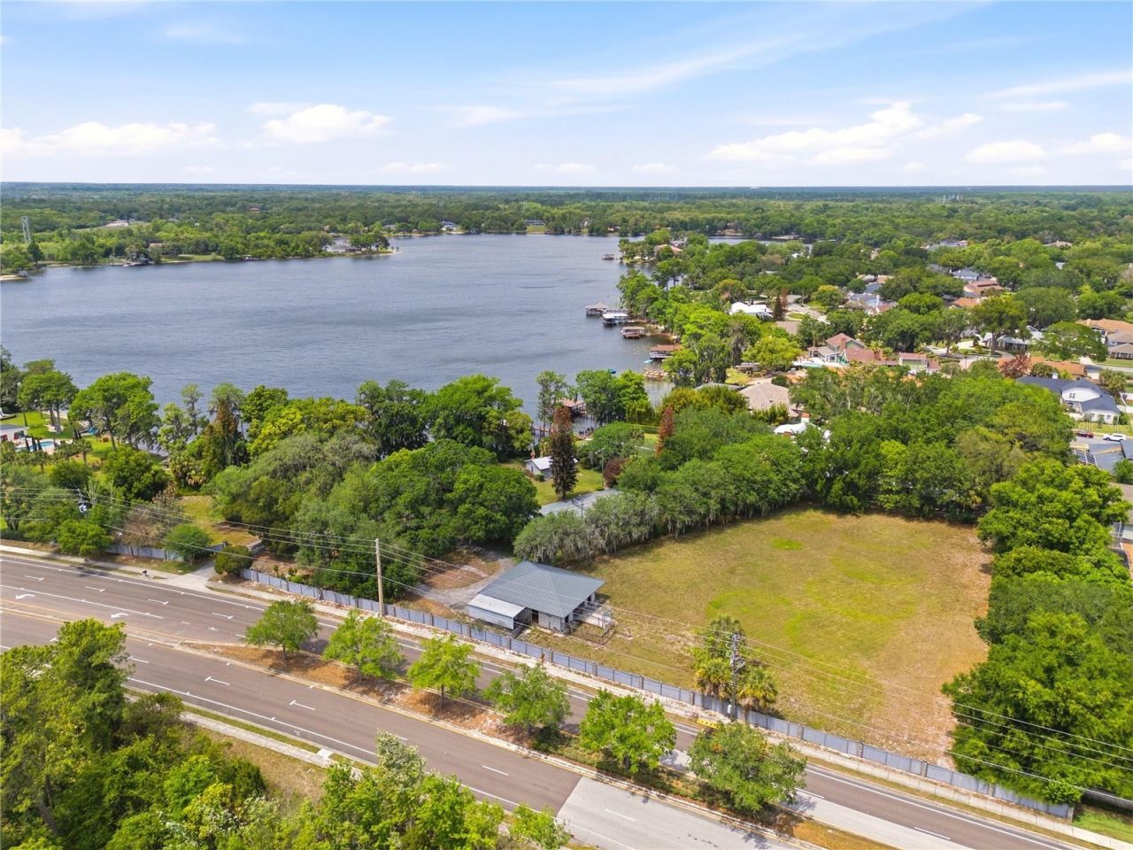 4910 E Lake Drive , Winter Springs, FL 32708 Photo