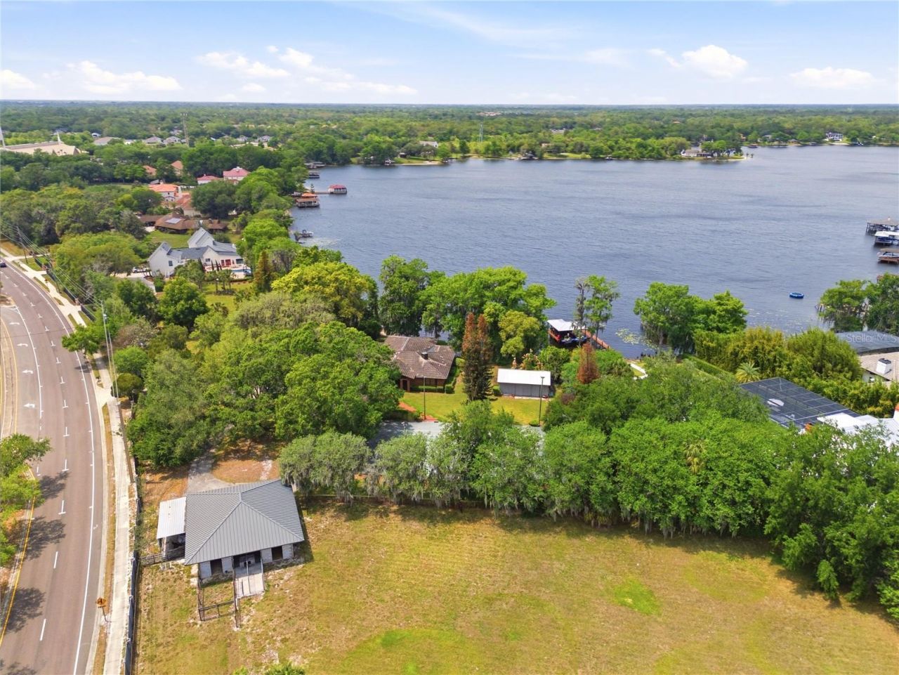 4910 E Lake Drive , Winter Springs, FL 32708 Photo
