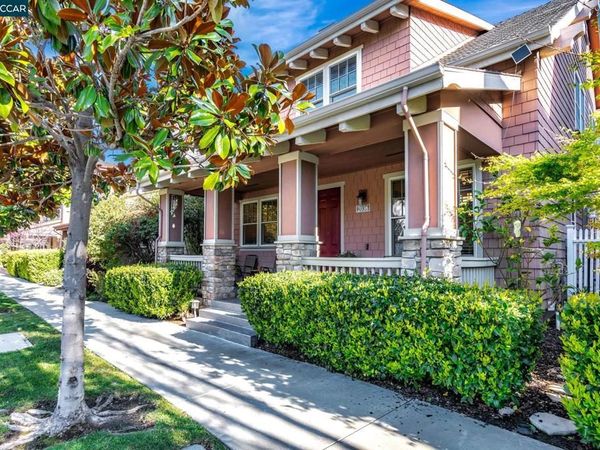 2036 SERRA LN, Hercules, CA 94547