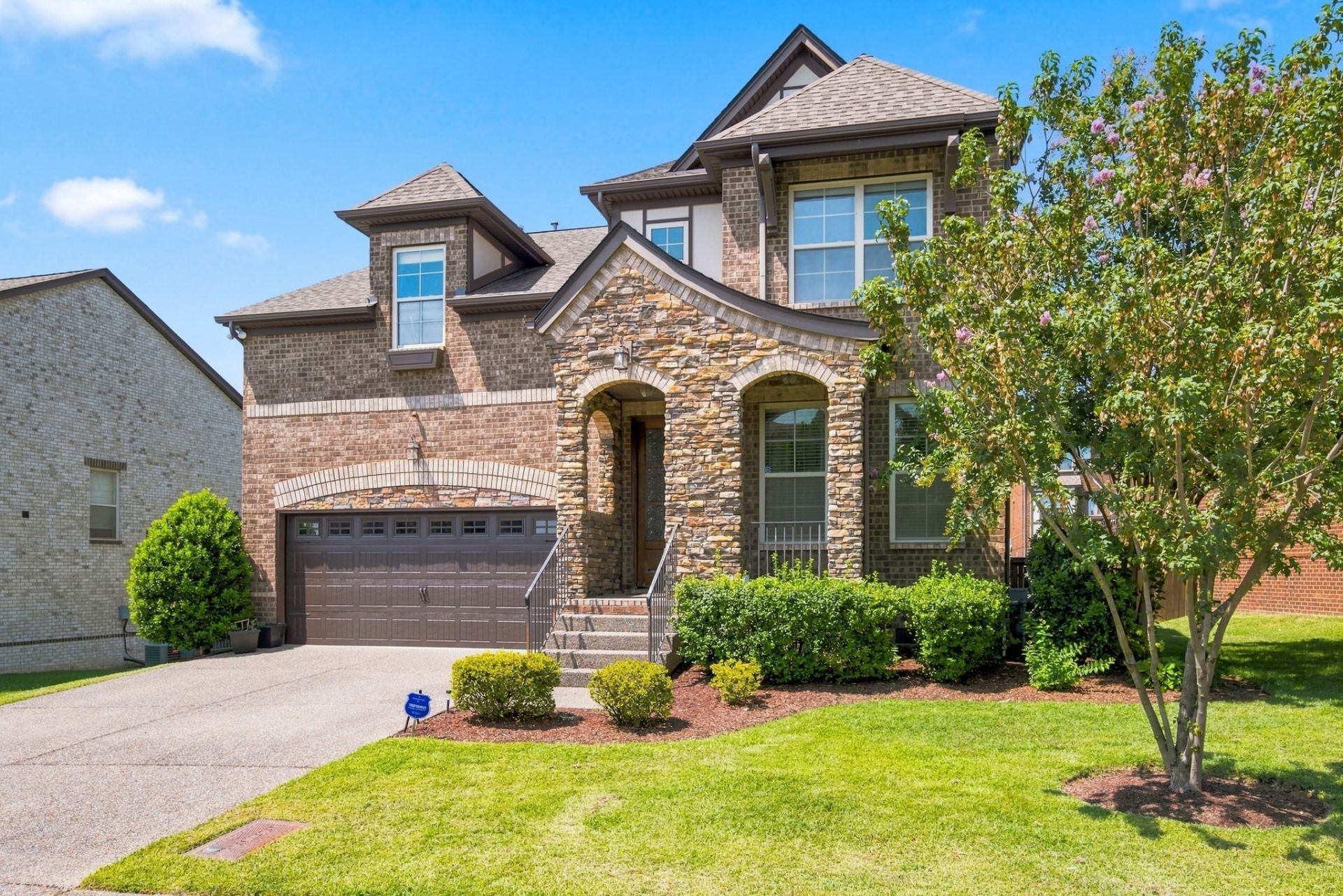 5128 Mountainbrook Cir, Hermitage, TN 37076 Main Photo