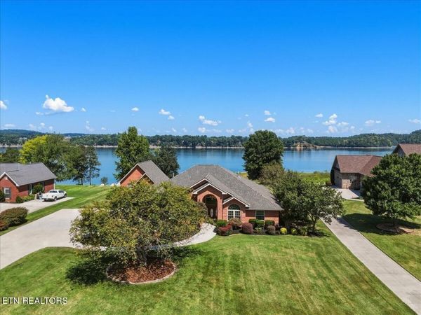 2360 Wild Pear Tr , Dandridge, TN 37725