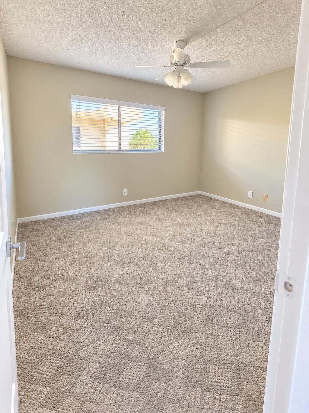 5130 Las Verdes Circle, Unit 301, Delray Beach, FL 33484 Photo