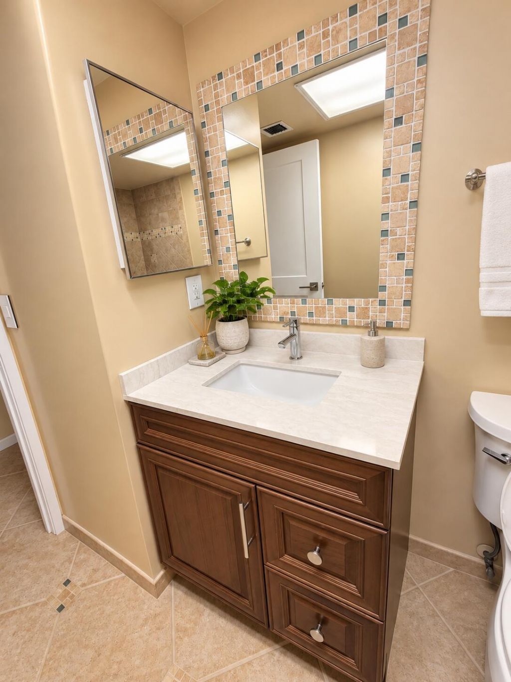 5130 Las Verdes Circle, Unit 301, Delray Beach, FL 33484 Photo