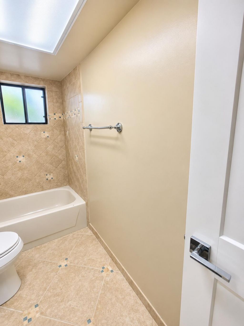 5130 Las Verdes Circle, Unit 301, Delray Beach, FL 33484 Photo