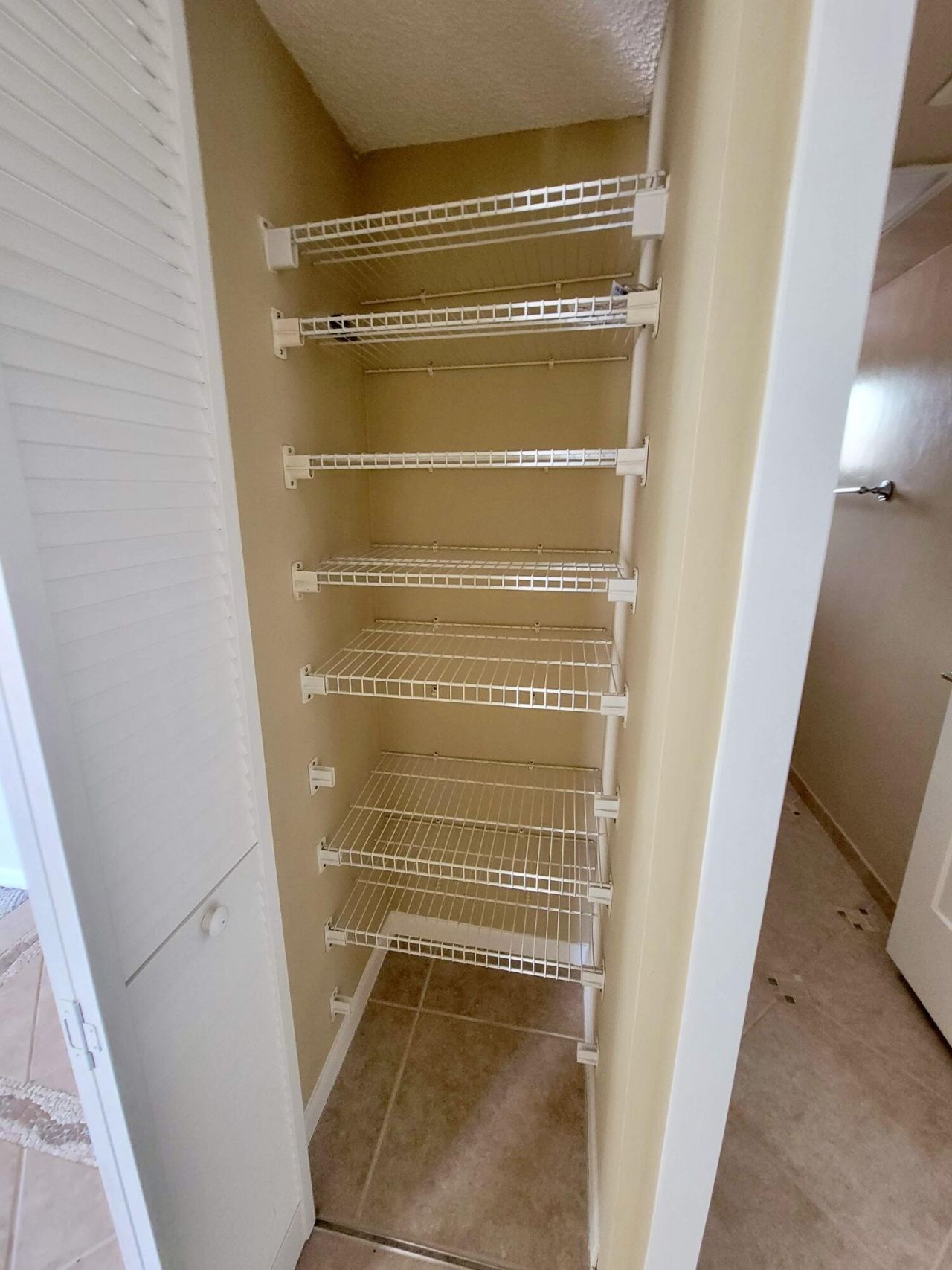 5130 Las Verdes Circle, Unit 301, Delray Beach, FL 33484 Photo