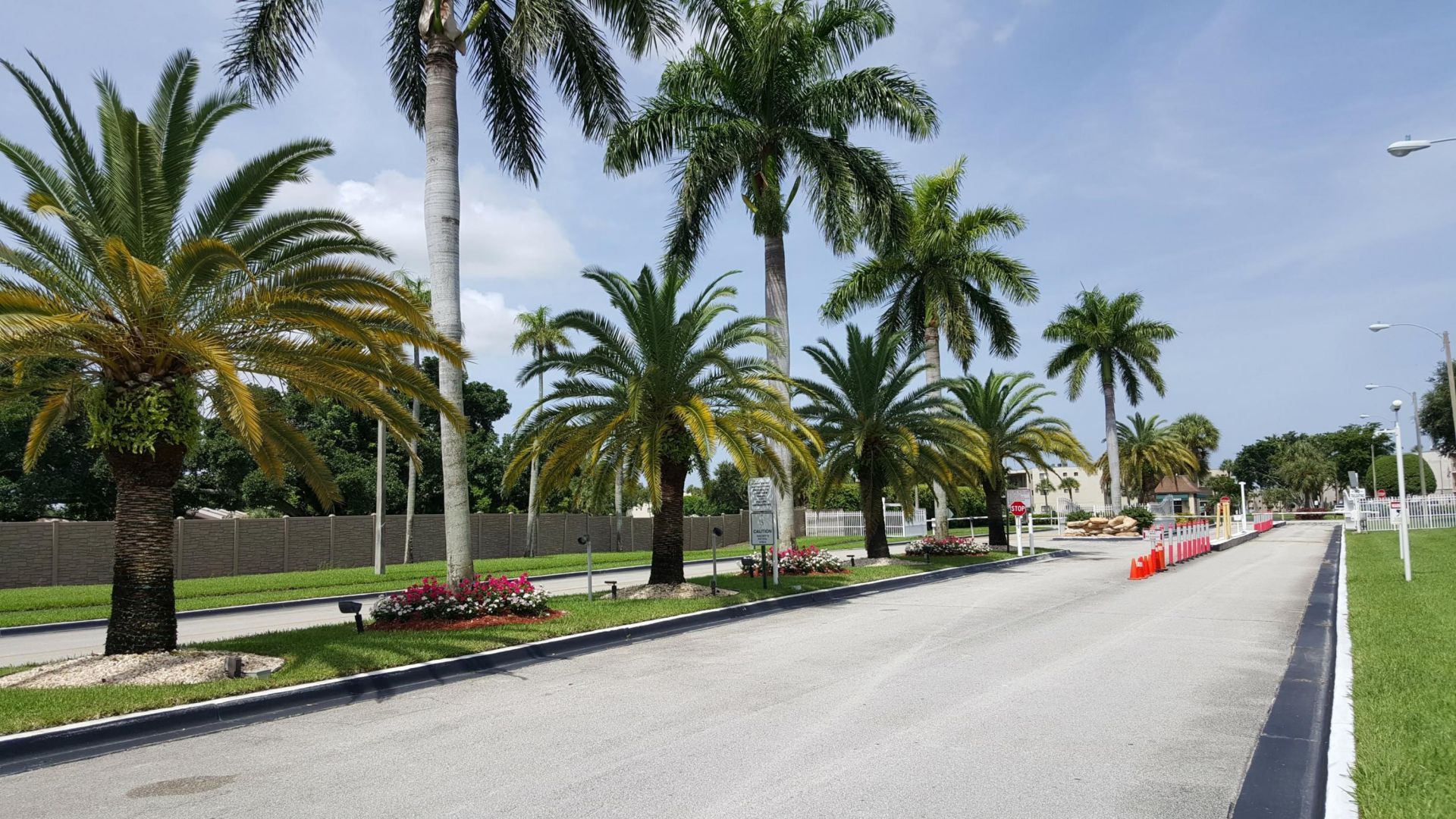 5130 Las Verdes Circle, Unit 301, Delray Beach, FL 33484 Photo