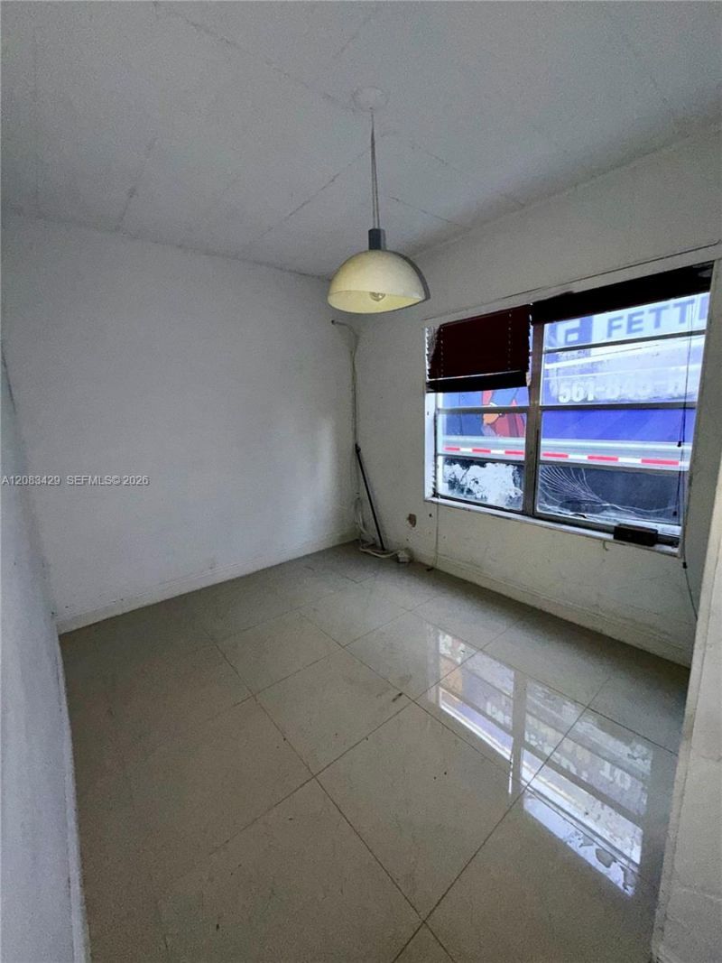 1829 NW 5th St, Miami, FL 33125 Photo