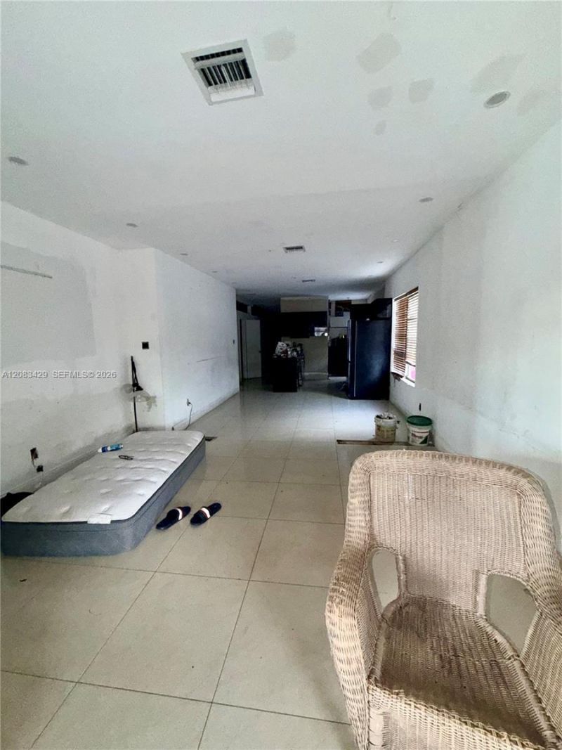 1829 NW 5th St, Miami, FL 33125 Photo