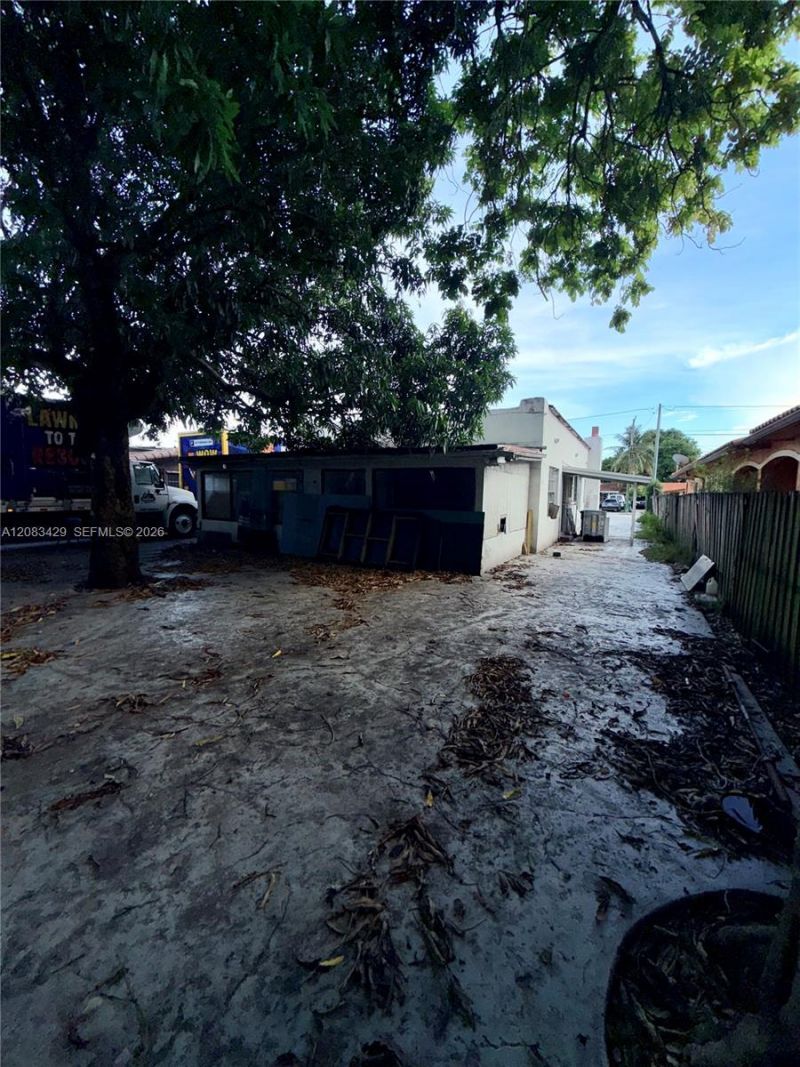 1829 NW 5th St , Miami, FL 33125 Photo