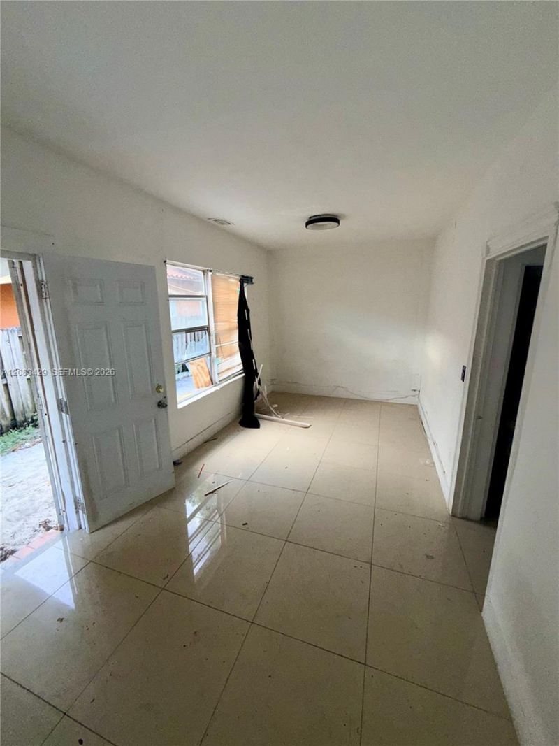 1829 NW 5th St, Miami, FL 33125 Photo