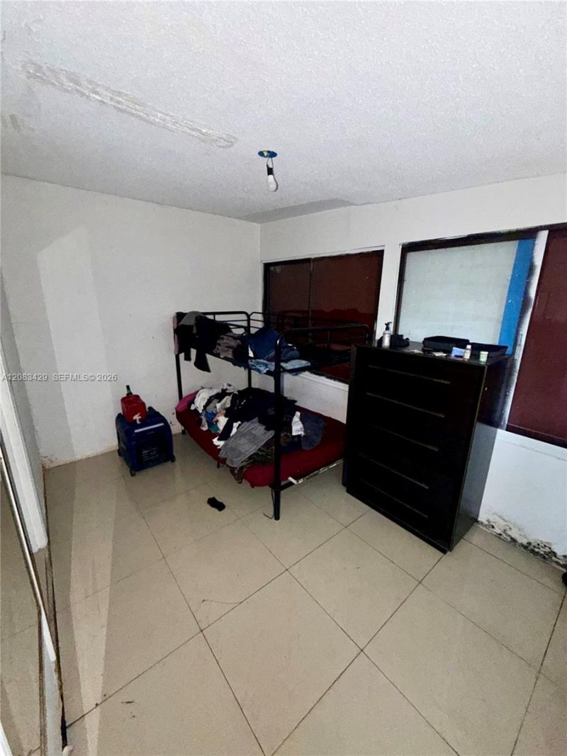 1829 NW 5th St , Miami, FL 33125 Photo