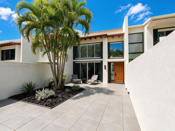7865 SW 106th Ave, Miami, FL 33173
